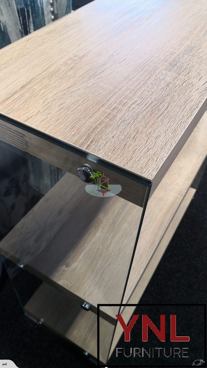 Glass Bookshelf (Low)| TR